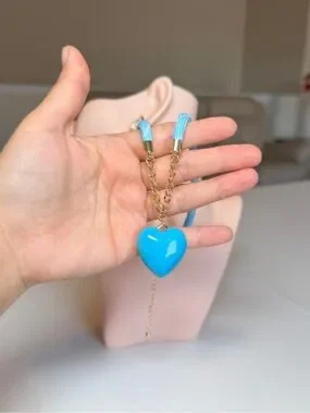 Trendy Blue Heart Pendant Necklace